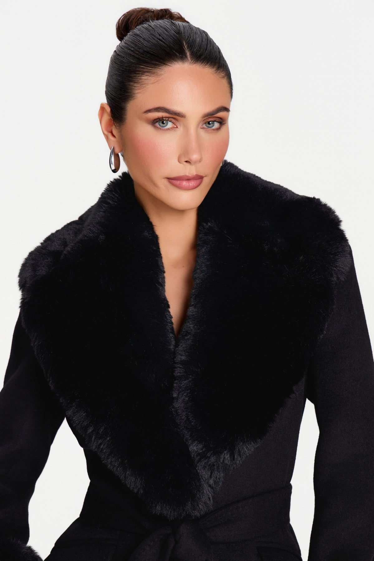 ASHLEY BLACK COAT